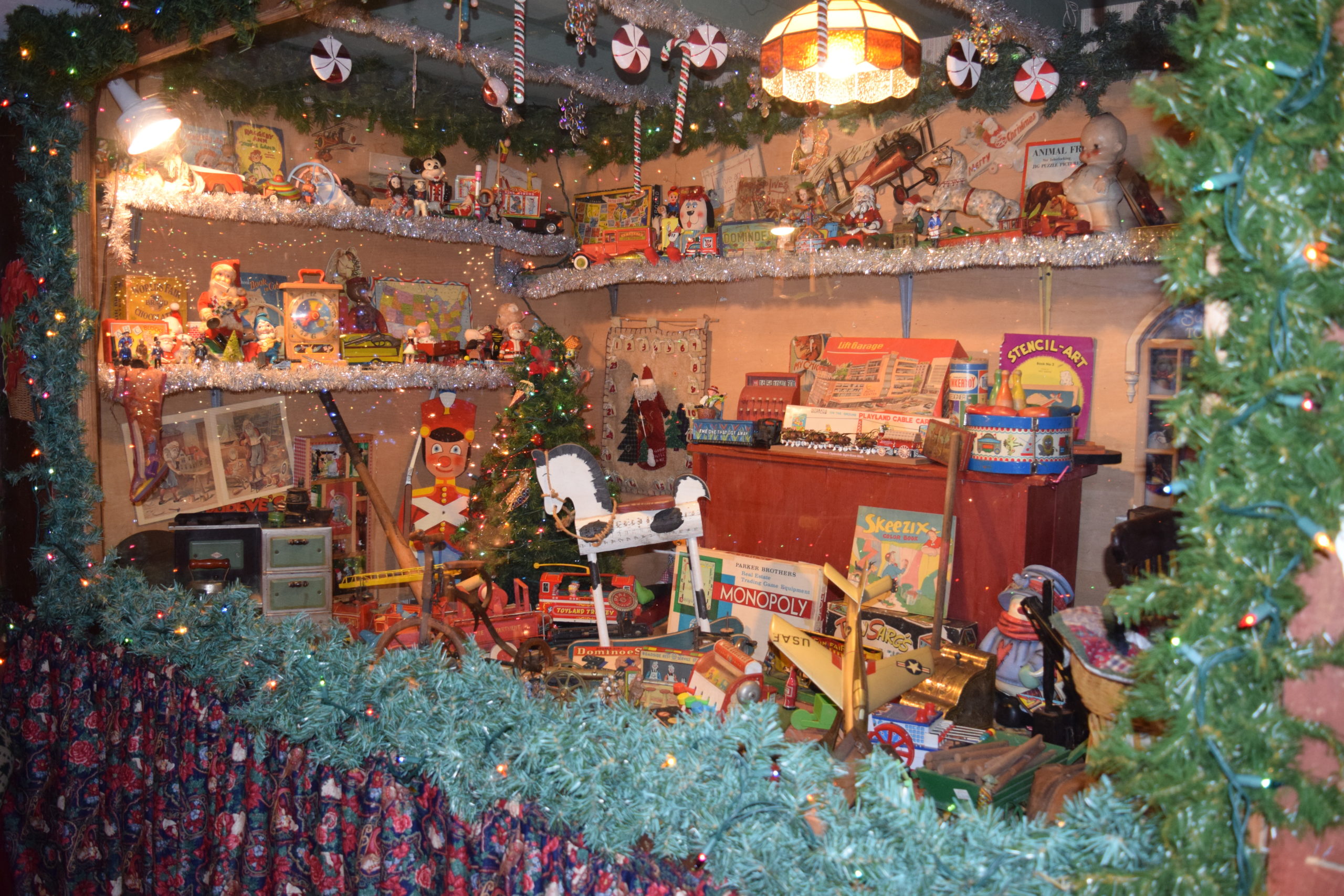 Christmas Decor Sale at ReGeneration - Limestone Country